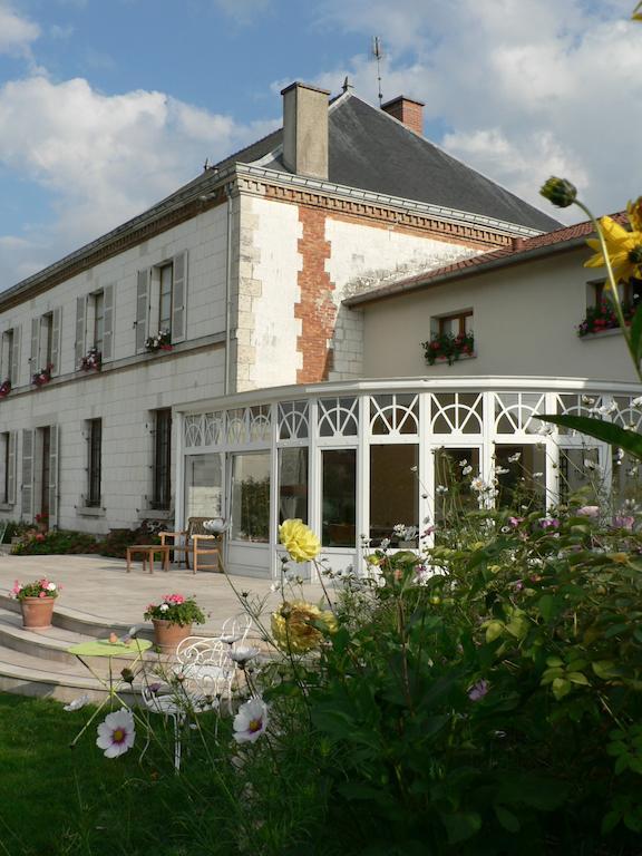 Entre Cour Et Jardin Hotel Châlons-en-Champagne Exterior foto